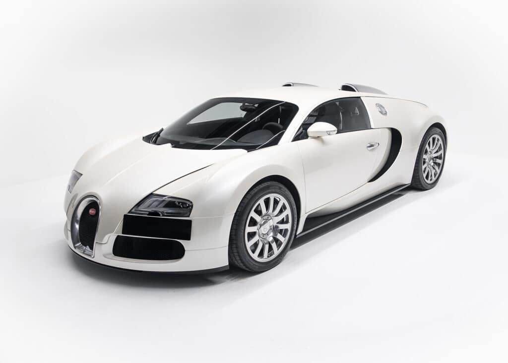 Bugatti Veyron huren in het wit, uniek in Nederland en België