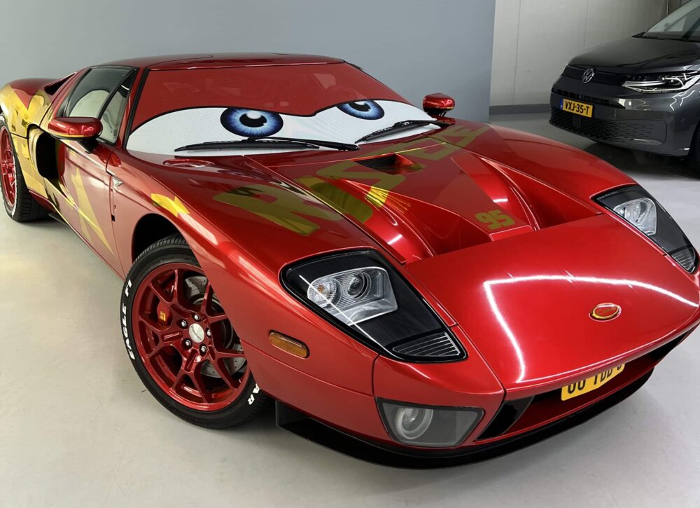 Ford GT - Lightning McQueen