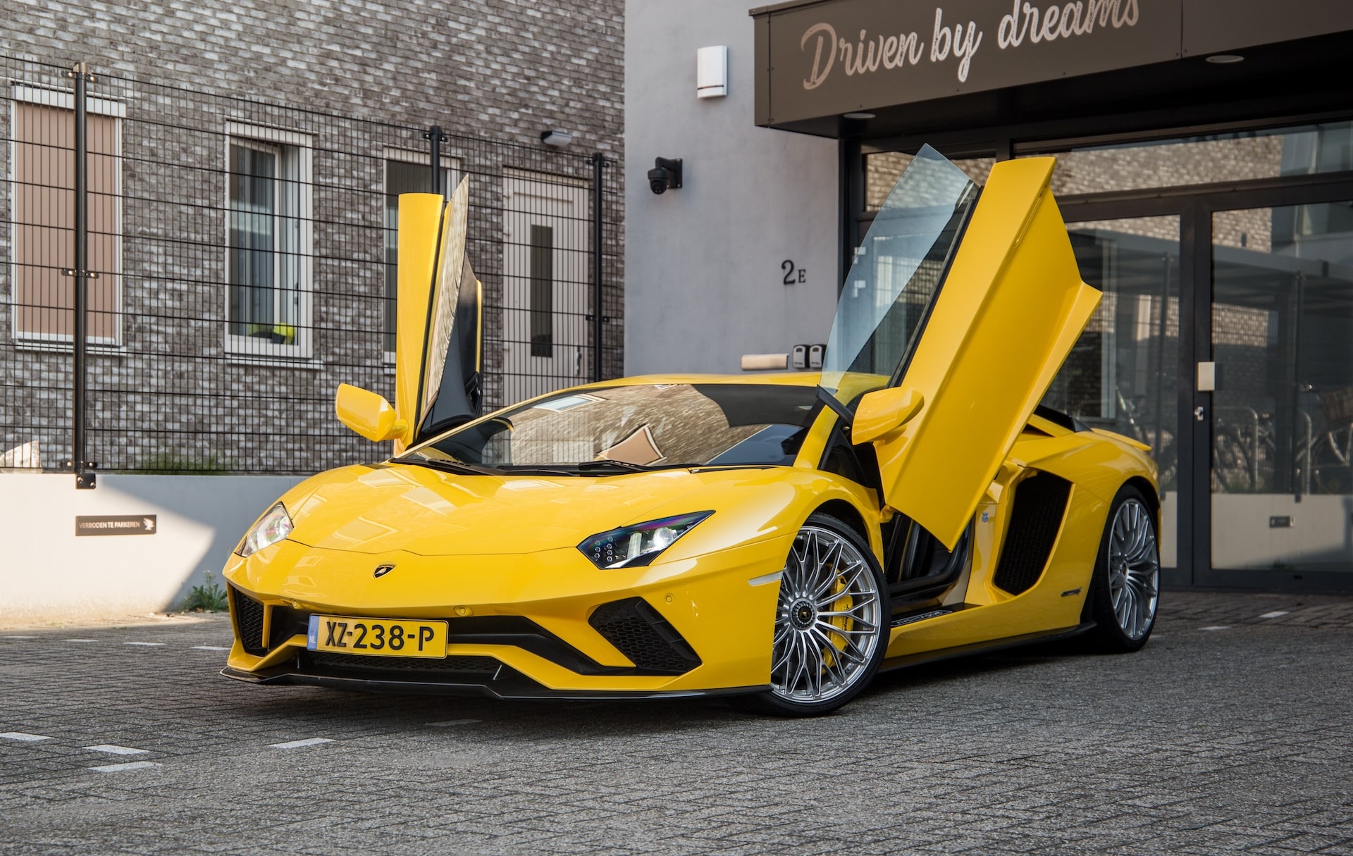 lamborghini aventador s buiten 6