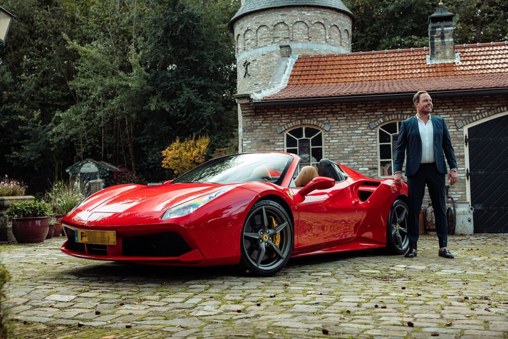Ferrari 488 Spider vooraanzicht schuin