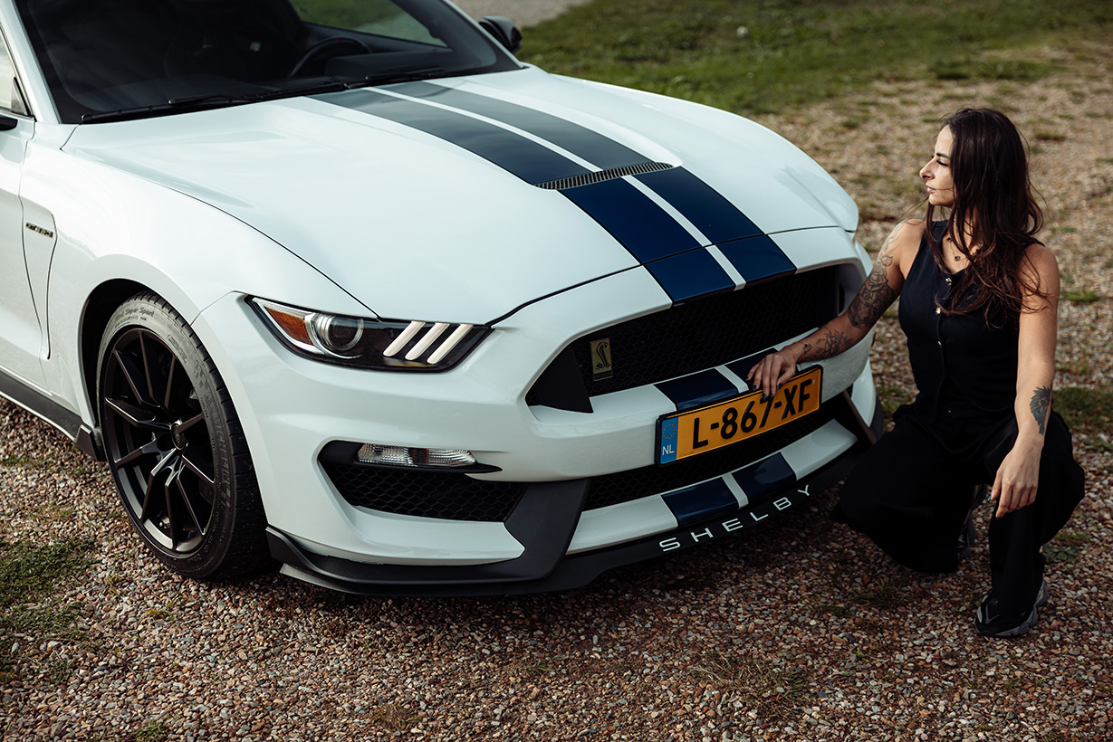 Ford Mustang Shelby GT350 voorkant