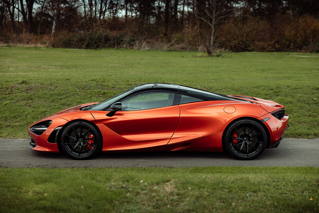 Mclaren 720s Zijaanzicht 2 1