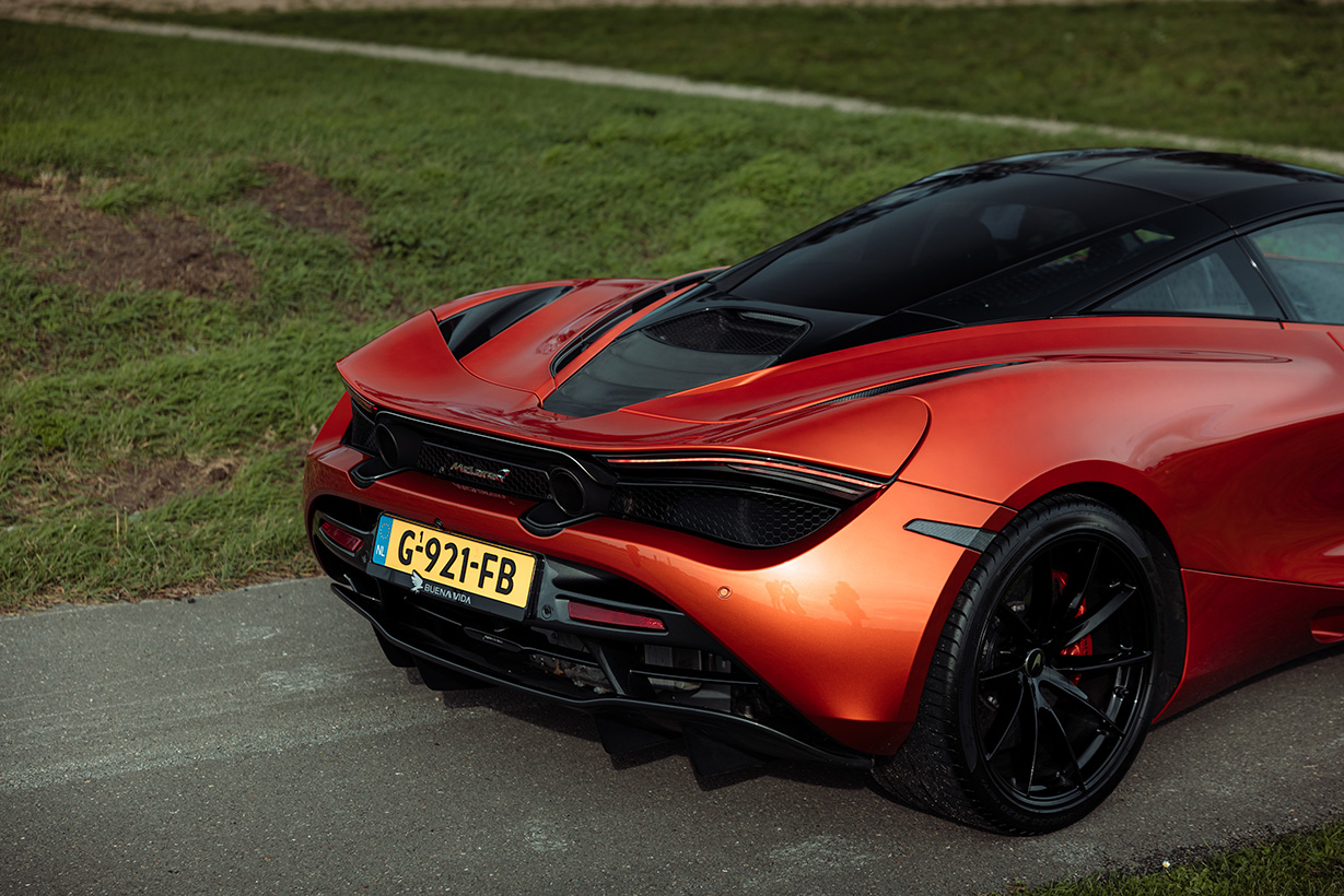 Mclaren 720s achteraanzicht 2