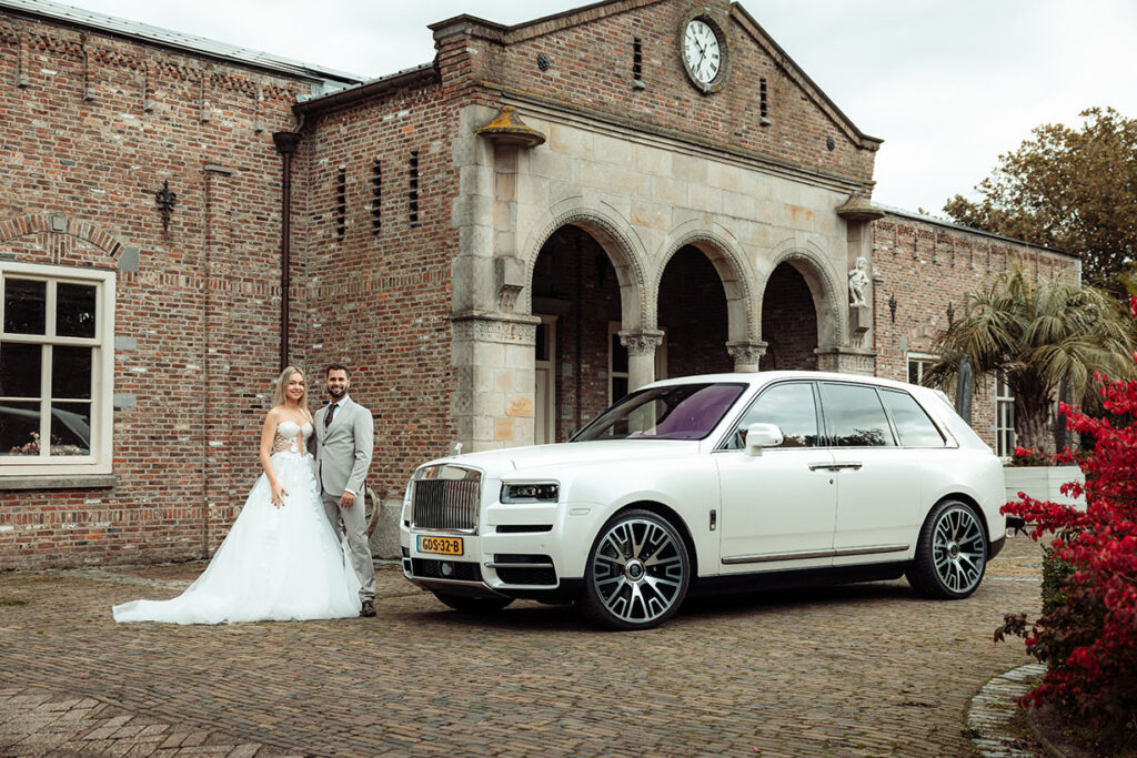 Rolls Royce Cullinan zijaanzicht
