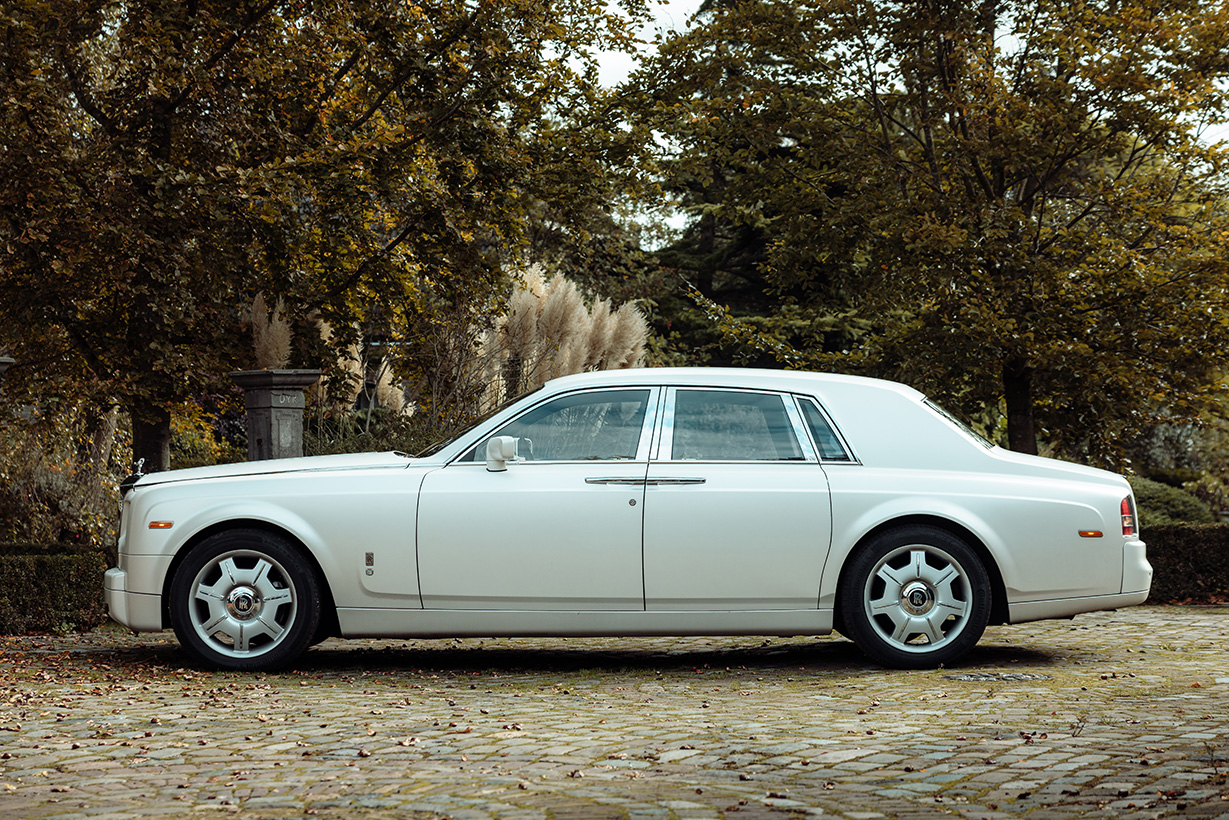 Rolls Royce Zijaanzicht