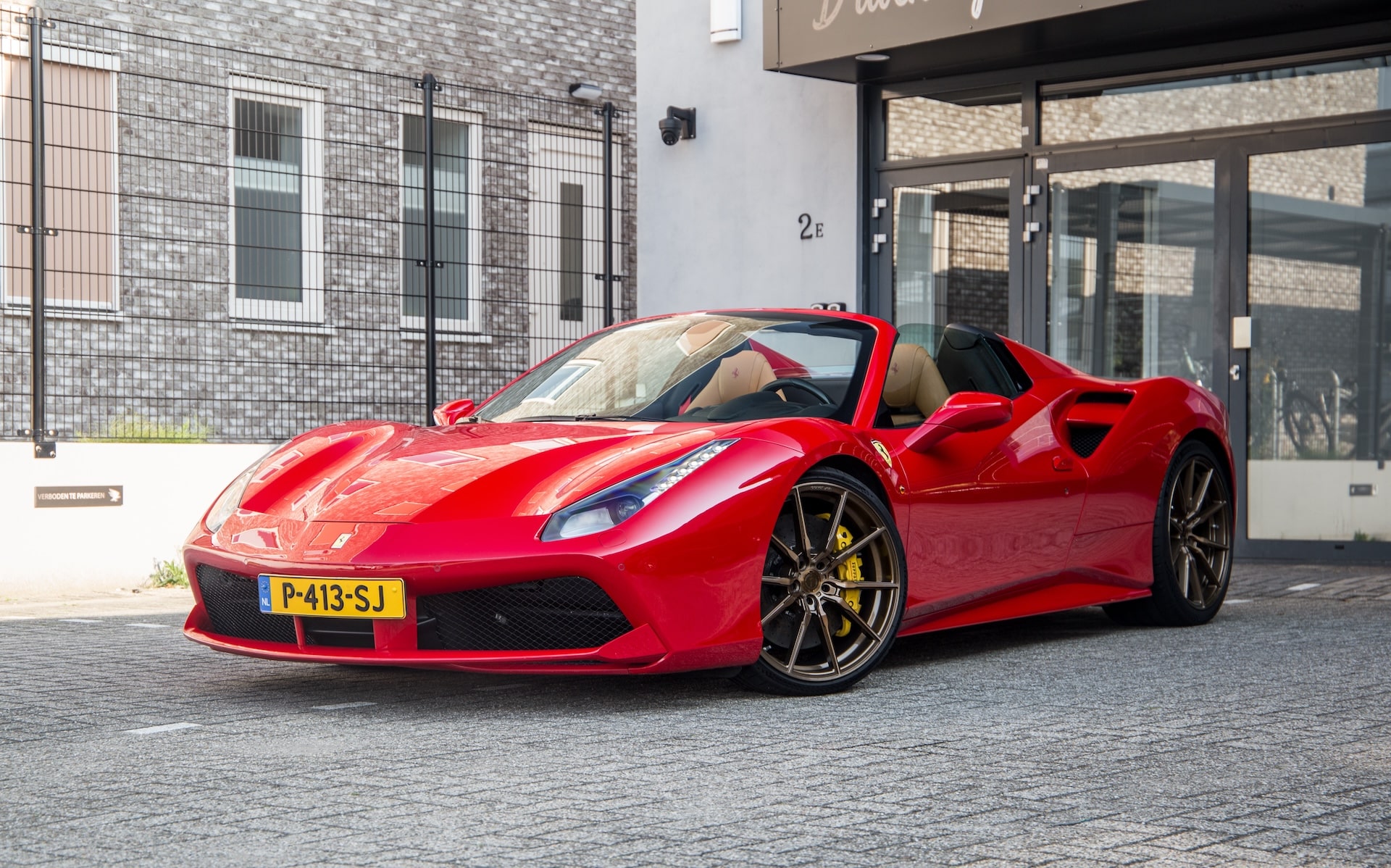 ferrari 488 spider dak open