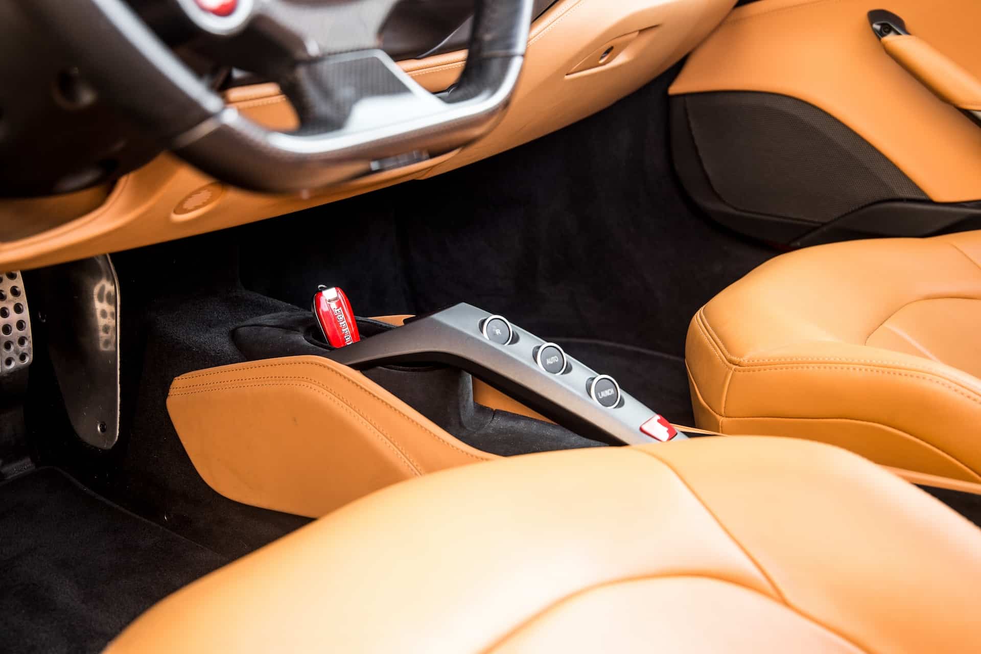 ferrari 488 spider middenconsole