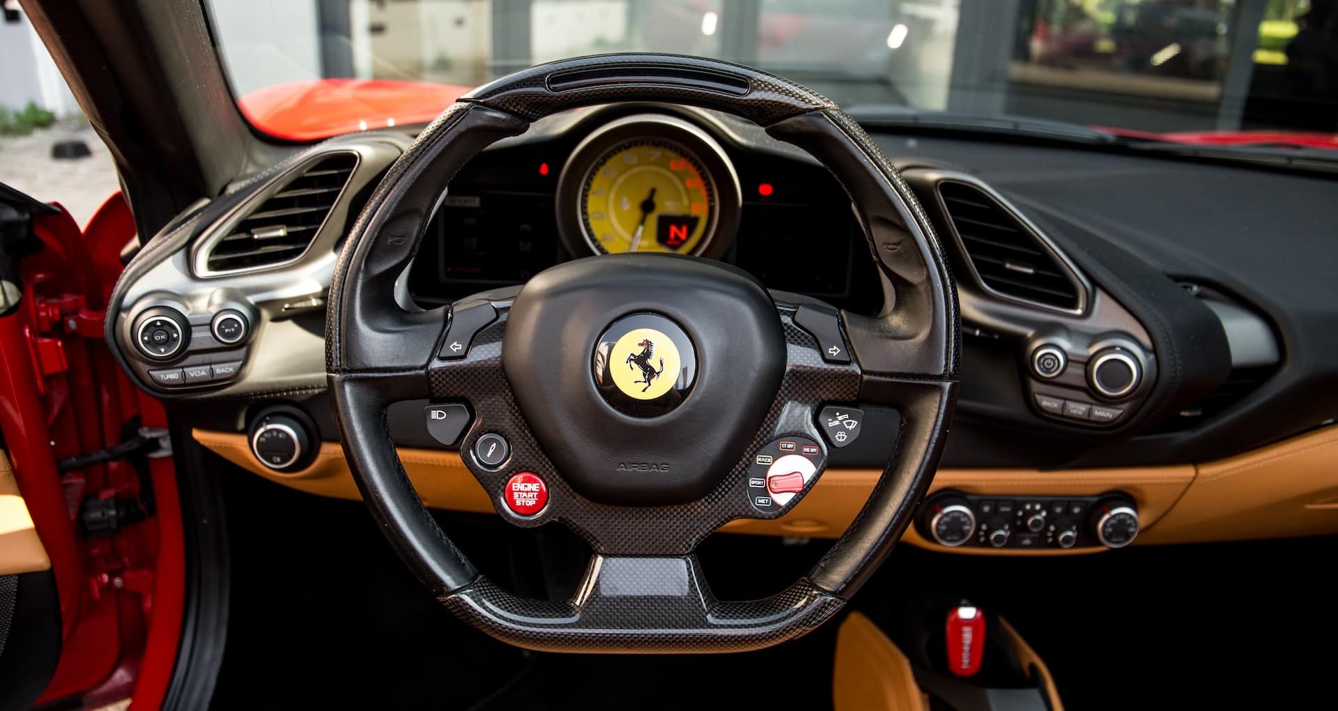 ferrari 488 spider stuur dashboard