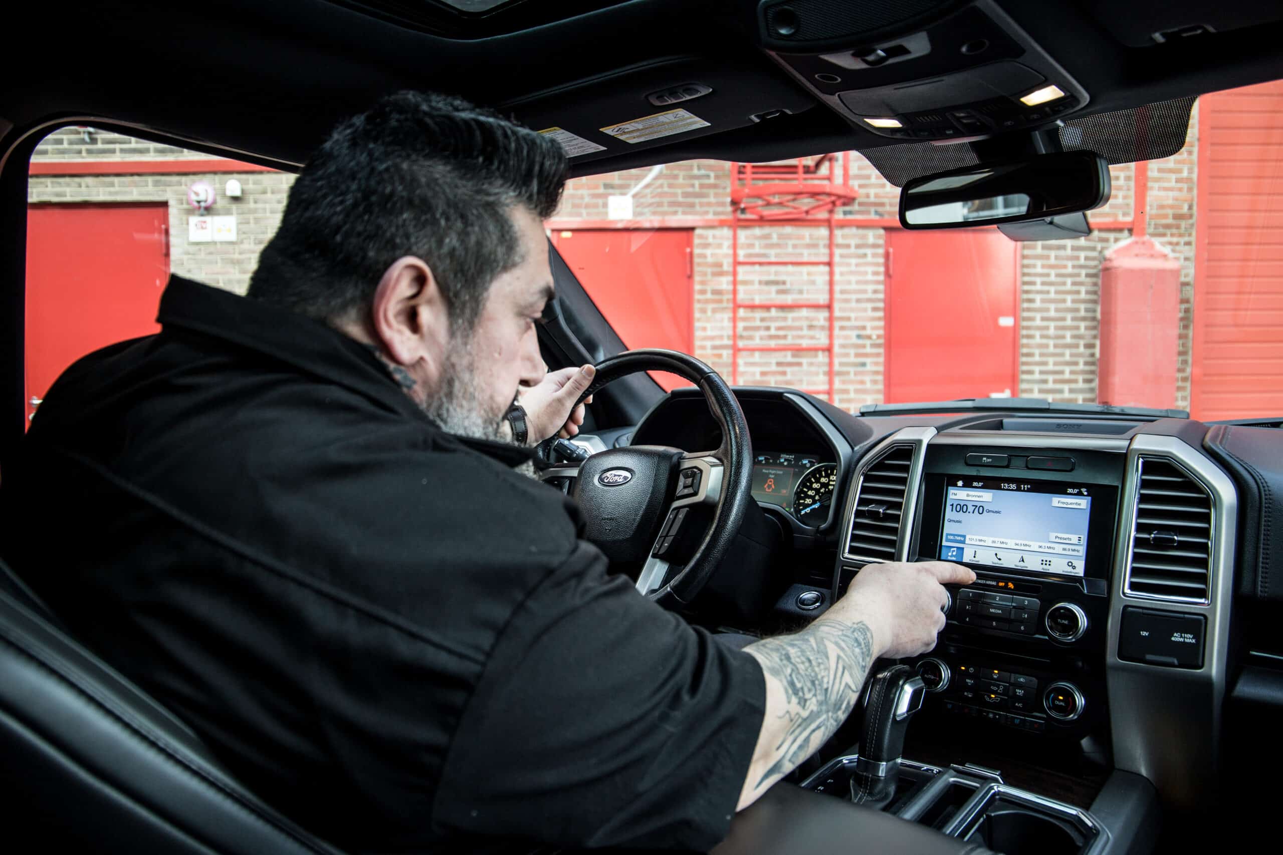ford f 150 dashboard