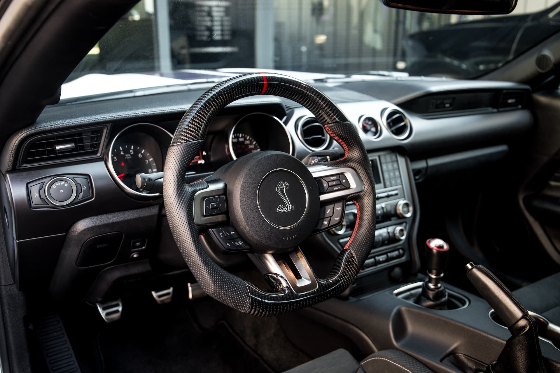 ford mustang shelby gt350 dashboard