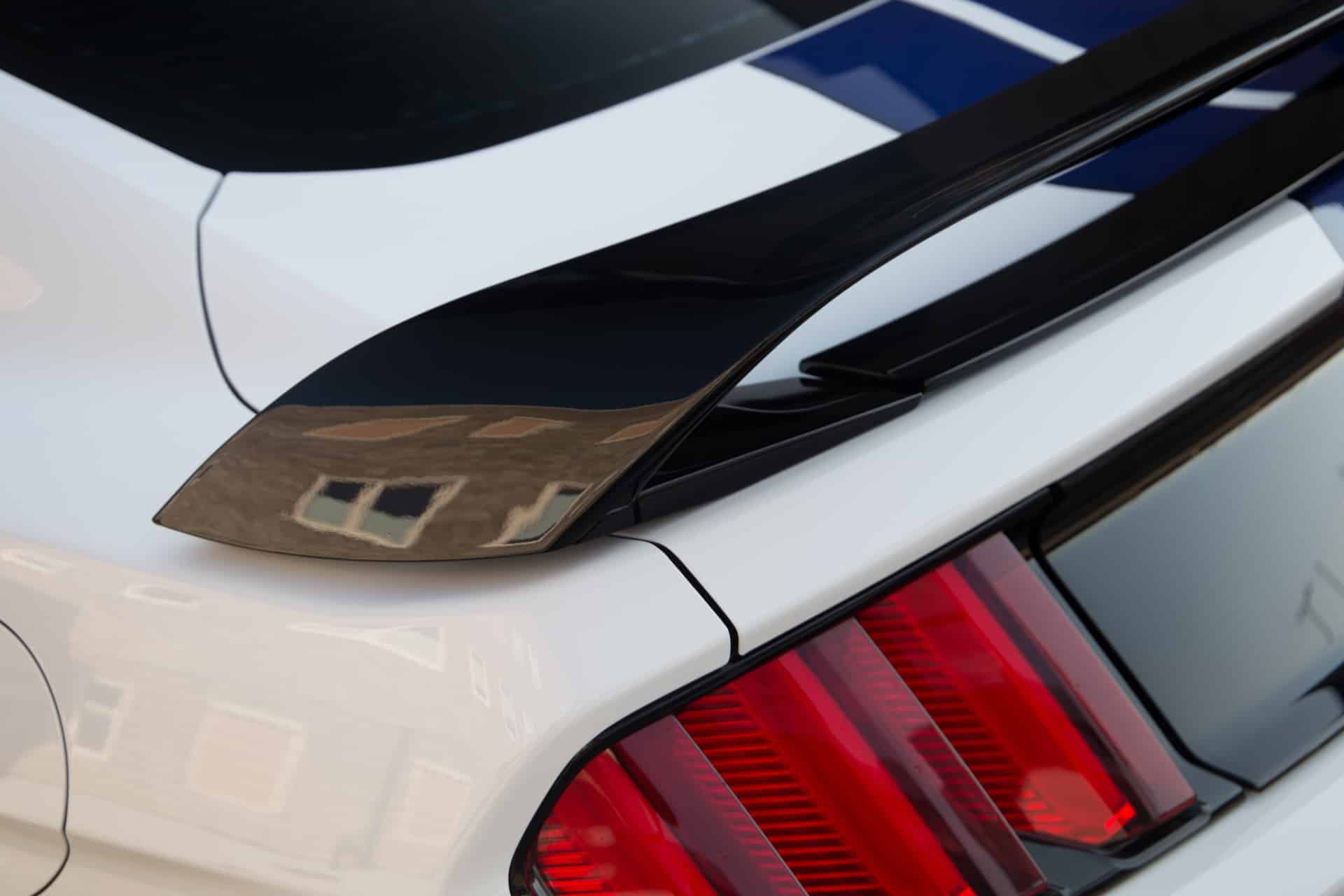 ford mustang shelby gt350 spoiler