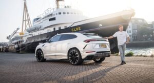 lamborghini urus buiten 2