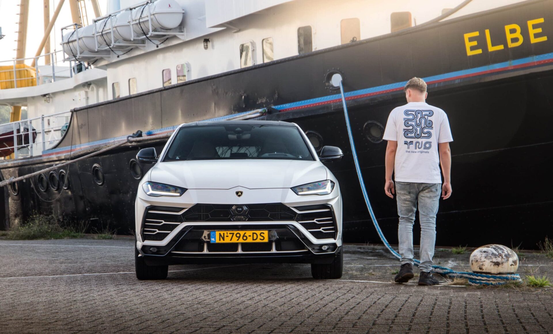 lamborghini urus voorkant 2 scaled