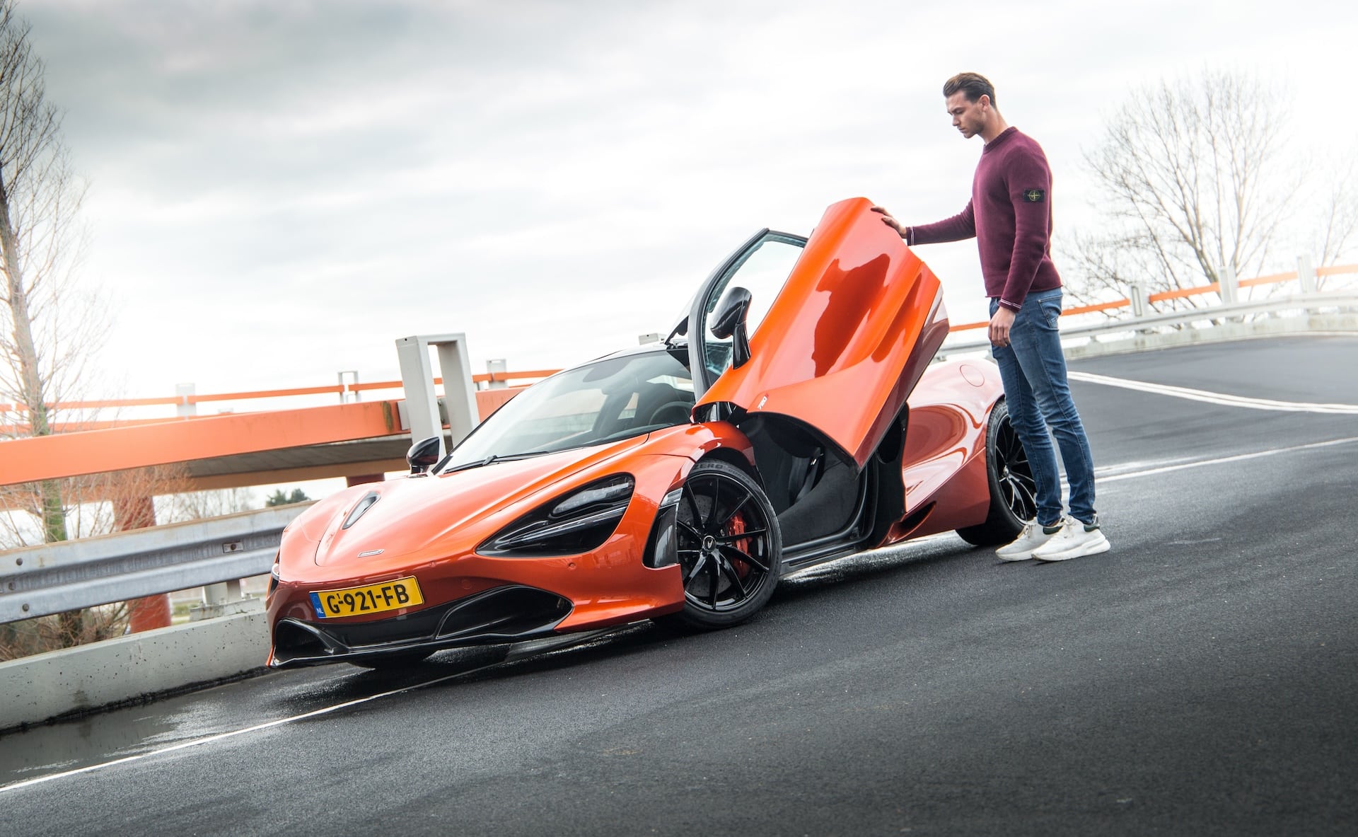 mclaren 720s deur open
