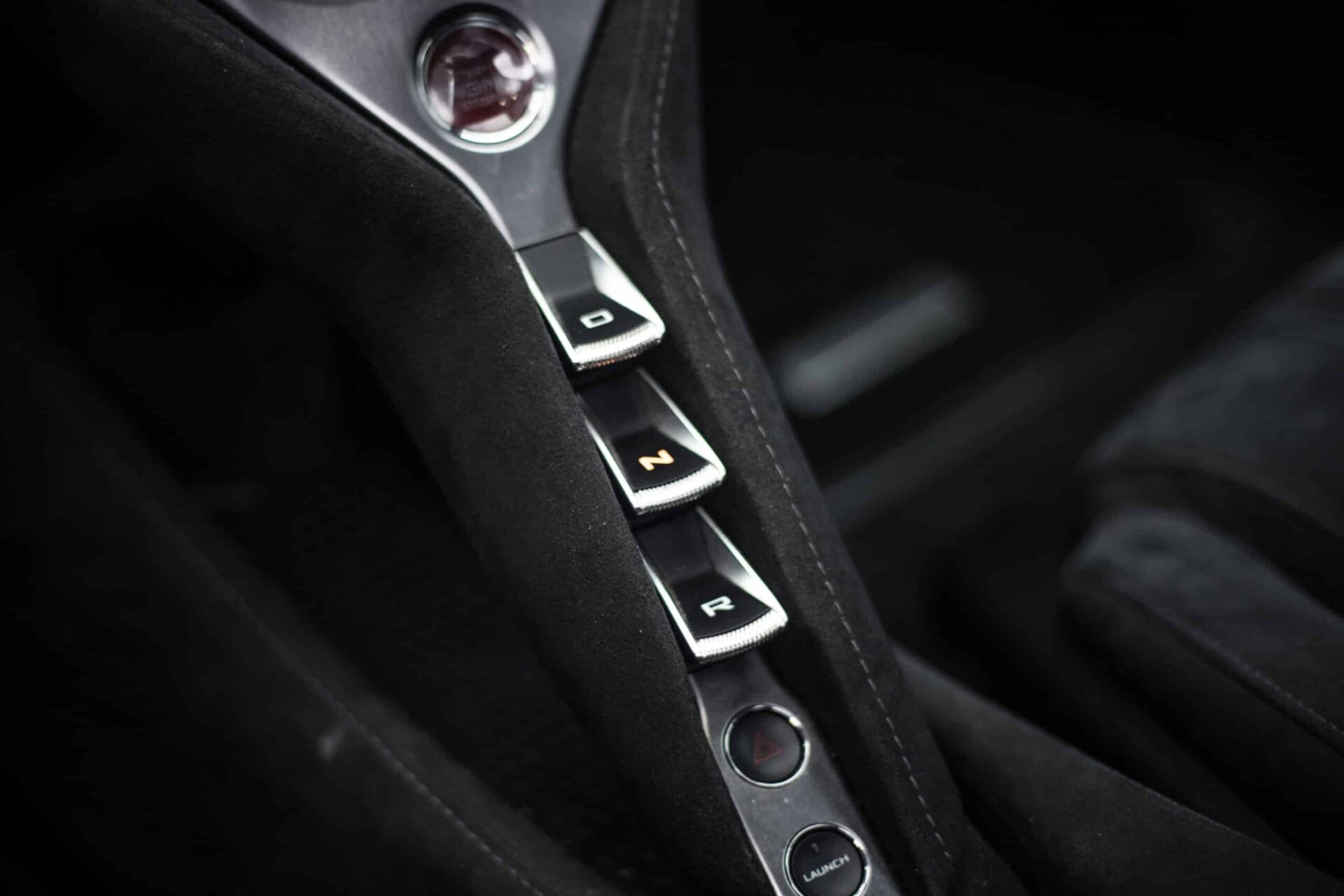 mclaren 720s middenconsole 2 scaled