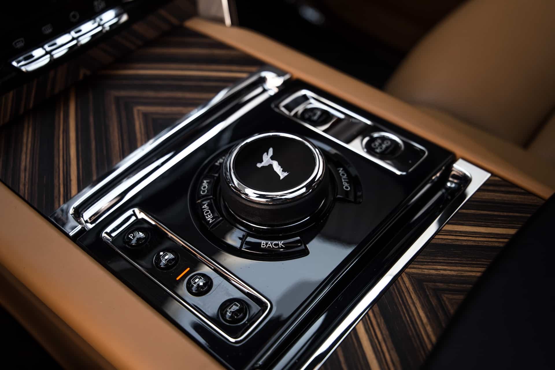rolls royce cullinan middenconsole