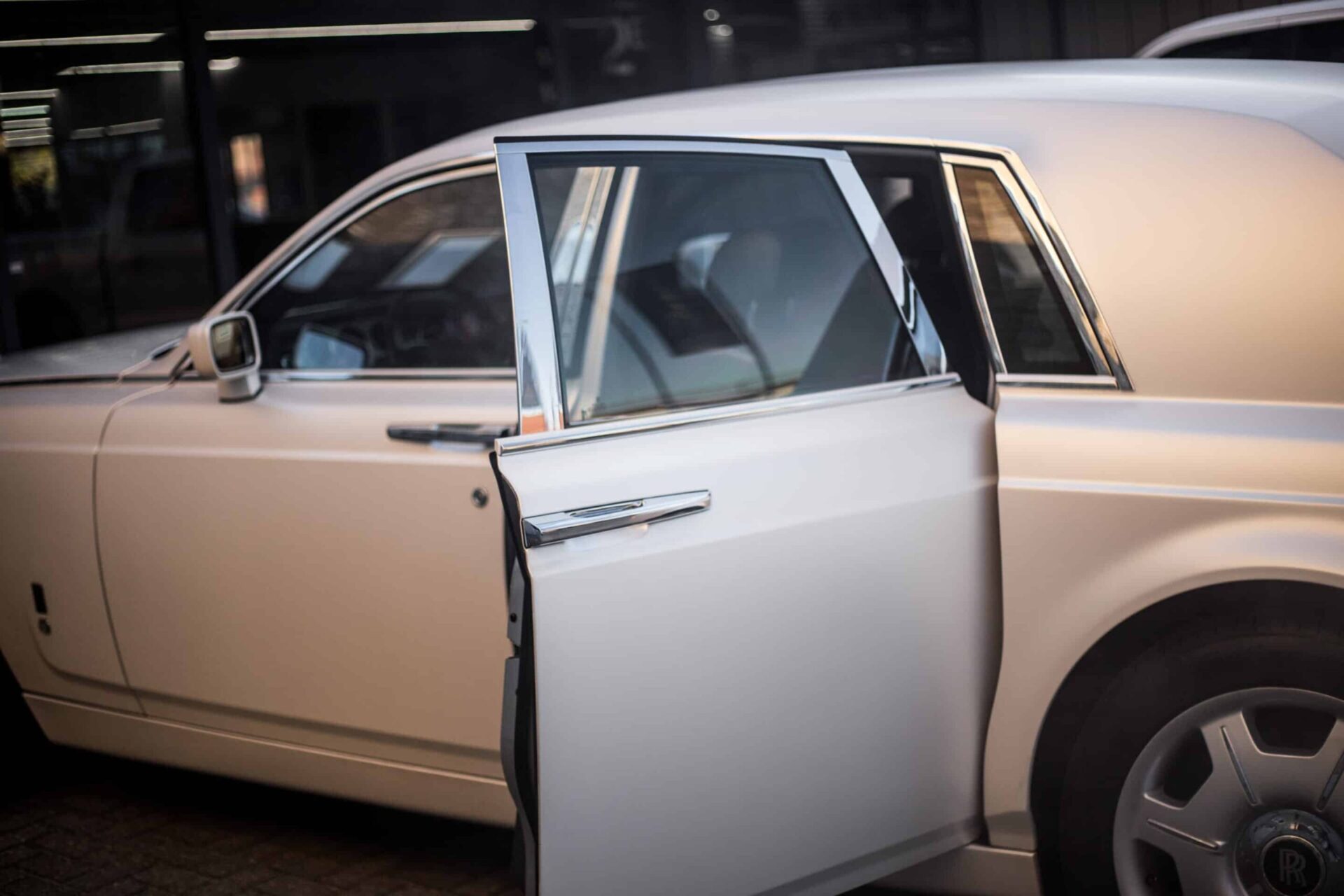 rolls royce phantom achterdeur scaled