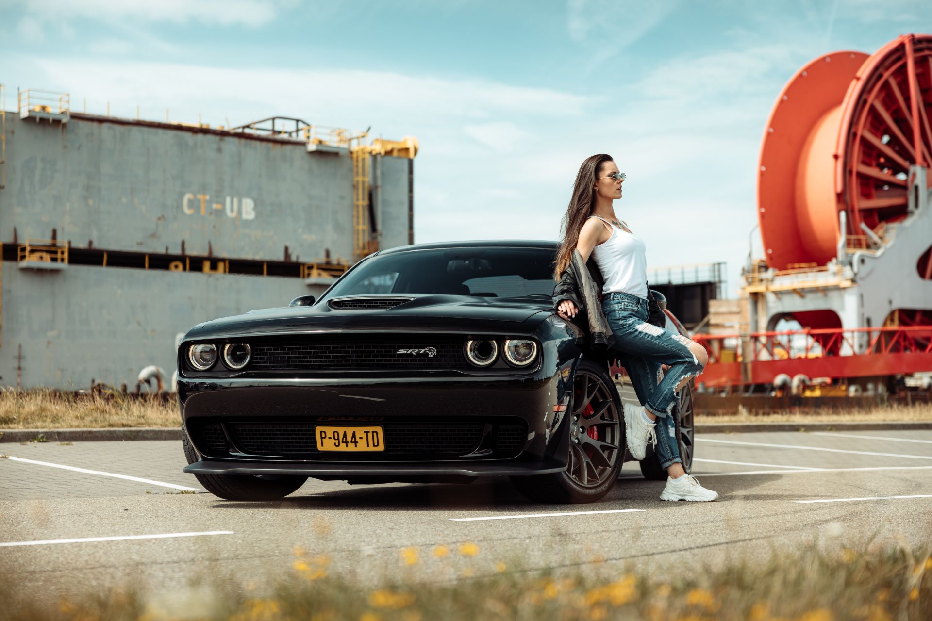 dodge challenger hellcat vooraanzicht 2
