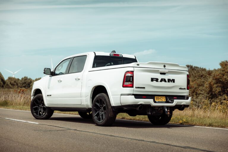 dodge ram achteraanzicht