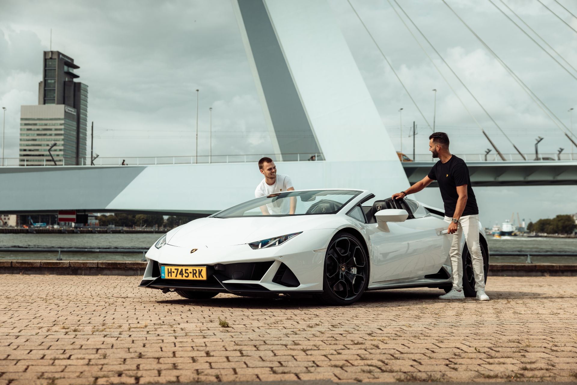 lamborghini huracan evo spyder vooraanzicht 4