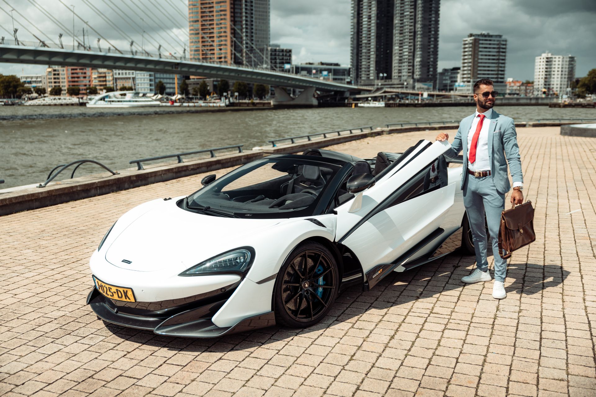 mclaren 600 lt zijaanzicht 3