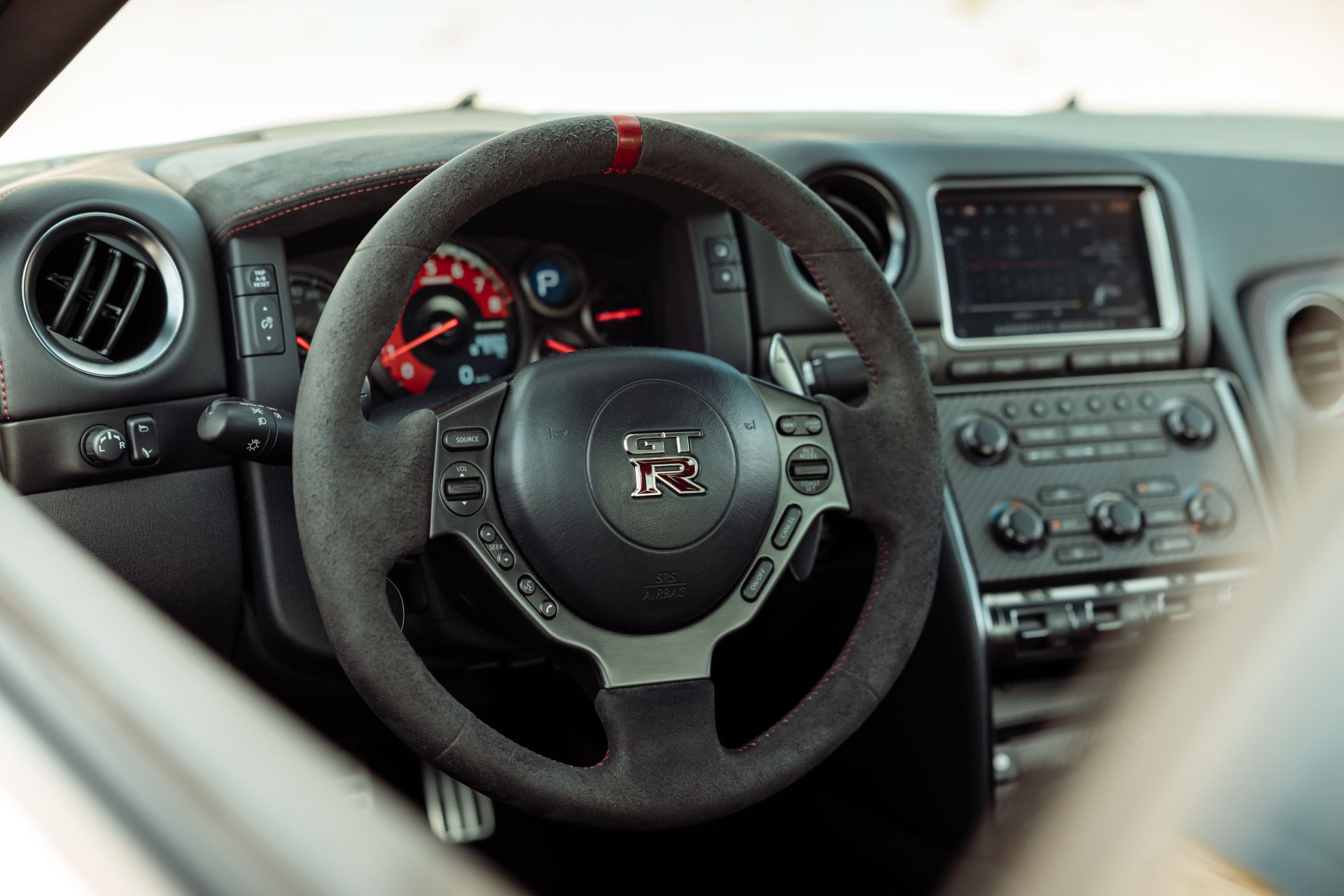 nissan gt r nismo dashboard