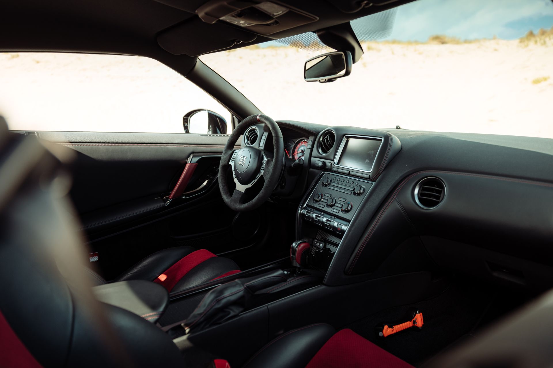 nissan gt r nismo interieur 3