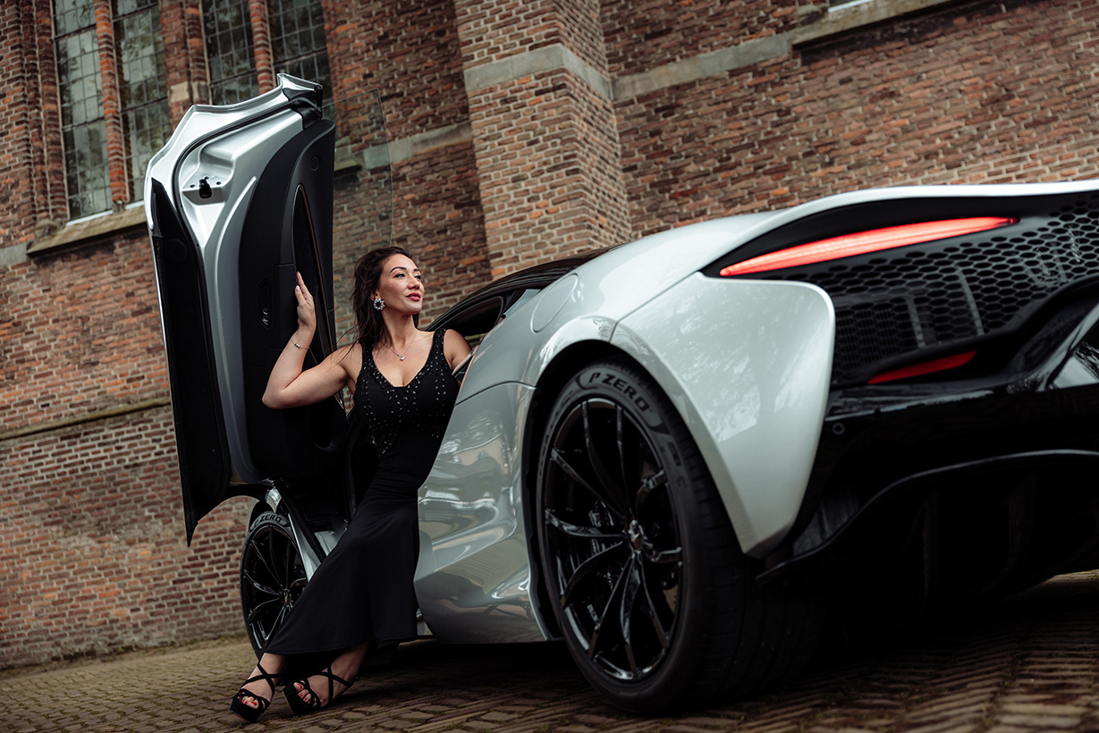 Mclaren Artura deur open 2