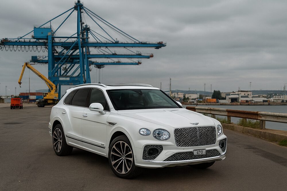 bentley bentayga vooraanzicht